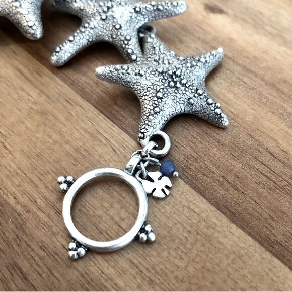 Lucky Brand | Starfish Statement Bracelet | 8” Length - Picture 6 of 6